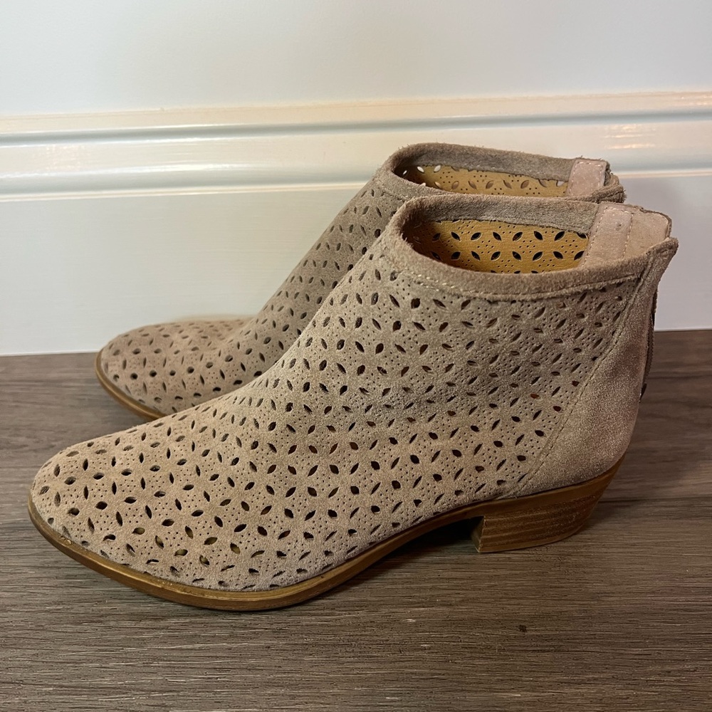 DSW booties